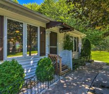United States New York Orchard Park vacation rental compare prices direct by owner 15365384