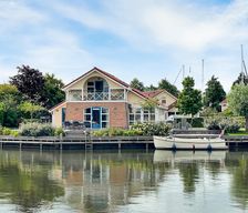 Netherlands Friesland Workum vacation rental compare prices direct by owner 29961187