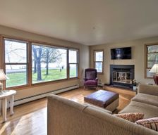 United States Wisconsin Neenah vacation rental compare prices direct by owner 20323557