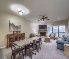 United States Texas New Braunfels vacation rental compare prices direct by owner 218848