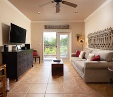 United States Texas New Braunfels vacation rental compare prices direct by owner 29916852