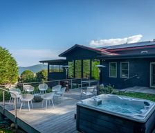 United States North Carolina Asheville vacation rental compare prices direct by owner 254306