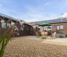 United Kingdom England Wool vacation rental compare prices direct by owner 6714311