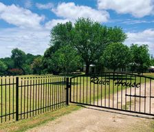 United States Texas Center Point vacation rental compare prices direct by owner 861002