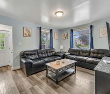 United States New York Oneonta vacation rental compare prices direct by owner 26542024