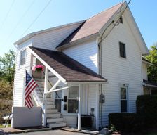 United States New York City of Oneonta vacation rental compare prices direct by owner 11447097