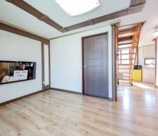 South Korea 경남 Geoje-si vacation rental compare prices direct by owner 28515826