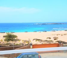 Spain Las Palmas- Fuerteventura El Cotillo vacation rental compare prices direct by owner 6331952
