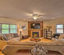 United States South Dakota Yankton vacation rental compare prices direct by owner 32606430