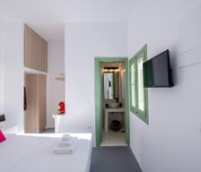 Greece Santorini Pyrgos Kallistis vacation rental compare prices direct by owner 4132263