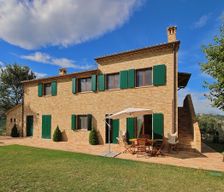 Italy Marche Montelabbate vacation rental compare prices direct by owner 24918247