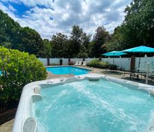 United States North Carolina Tryon vacation rental compare prices direct by owner 2760219