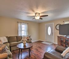 United States Missouri Ste. Genevieve vacation rental compare prices direct by owner 2404663