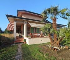 Italy Toscana Lido di Camaiore vacation rental compare prices direct by owner 6383447