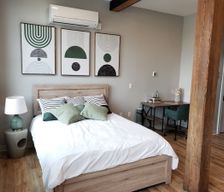 United States New Hampshire Manchester vacation rental compare prices direct by owner 2702117