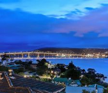 Australia Tasmania Lindisfarne vacation rental compare prices direct by owner 6427736
