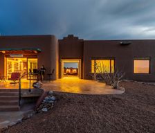 United States New Mexico Abiquiu vacation rental compare prices direct by owner 705331