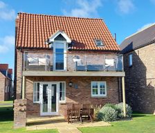 United Kingdom England Primrose Valley vacation rental compare prices direct by owner 10650920