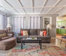 United States Wyoming Laramie vacation rental compare prices direct by owner 29870207