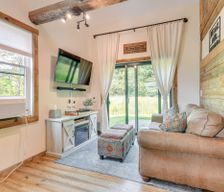 United States Vermont Stowe vacation rental compare prices direct by owner 10115319