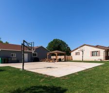 United States South Dakota Sioux Falls vacation rental compare prices direct by owner 11168886