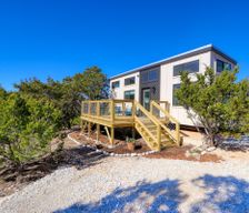 United States Texas Fischer vacation rental compare prices direct by owner 11028548