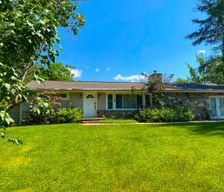United States North Carolina Fairview vacation rental compare prices direct by owner 11666146