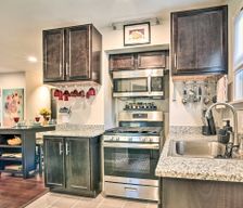 United States Michigan Dearborn vacation rental compare prices direct by owner 11568076