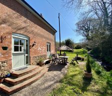 United Kingdom England Wiggaton vacation rental compare prices direct by owner 6661099