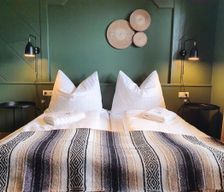 Austria Tirol Götzens vacation rental compare prices direct by owner 8431335