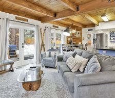 United States California Big Bear Lake vacation rental compare prices direct by owner 22045025