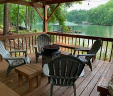 United States South Carolina West Union vacation rental compare prices direct by owner 7505918