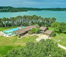 United States Arkansas Garfield vacation rental compare prices direct by owner 24943704