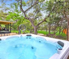 United States Texas Wimberley vacation rental compare prices direct by owner 8284011