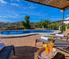 Spain Andalucía Málaga vacation rental compare prices direct by owner 26536506