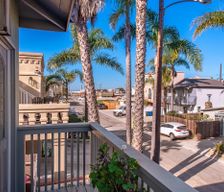 United States California Oxnard vacation rental compare prices direct by owner 11646319