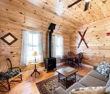 United States New York Paul Smiths vacation rental compare prices direct by owner 11398991