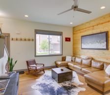 United States Montana Bozeman vacation rental compare prices direct by owner 26558550