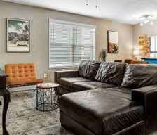 United States Texas Bryan vacation rental compare prices direct by owner 10543885