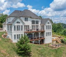 United States North Carolina Weaverville vacation rental compare prices direct by owner 23615094