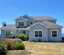 United States California Smith River vacation rental compare prices direct by owner 12065781