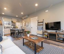 United States Montana Missoula vacation rental compare prices direct by owner 15406373