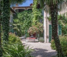 Italy Lombardia Castello Cabiaglio vacation rental compare prices direct by owner 6304460