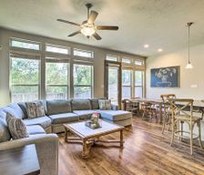 United States Texas Spring vacation rental compare prices direct by owner 15360431