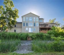 United States New York Cayuga vacation rental compare prices direct by owner 24936860