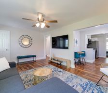 United States Arkansas Fayetteville vacation rental compare prices direct by owner 13094063