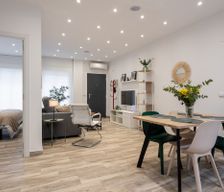 Spain Andalucía Fuengirola vacation rental compare prices direct by owner 24075005