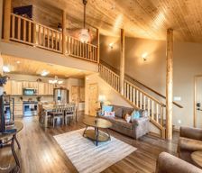 United States Texas New Braunfels vacation rental compare prices direct by owner 15422881