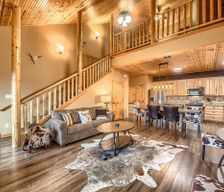 United States Texas New Braunfels vacation rental compare prices direct by owner 15513829