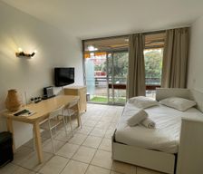 France Provence-Alpes-Côte d'Azur Saint-Laurent-du-Var vacation rental compare prices direct by owner 24960469